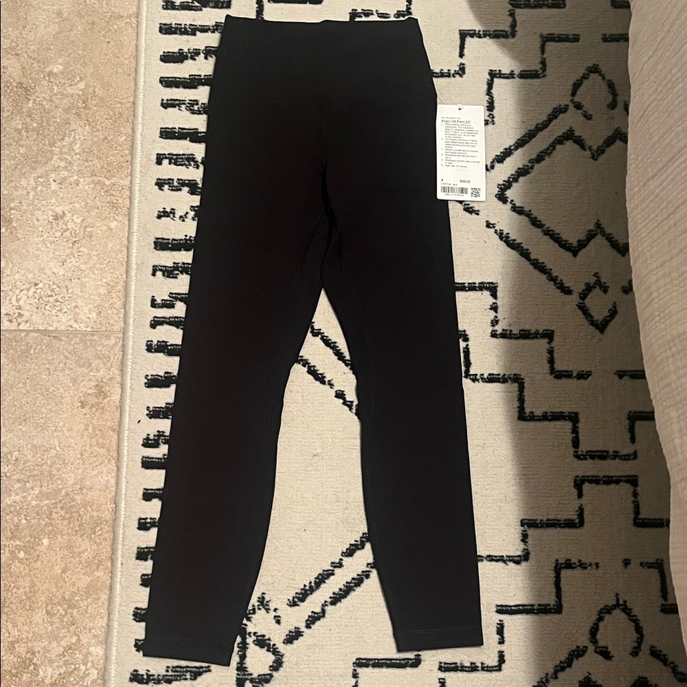 Lululemon Black Align 25”